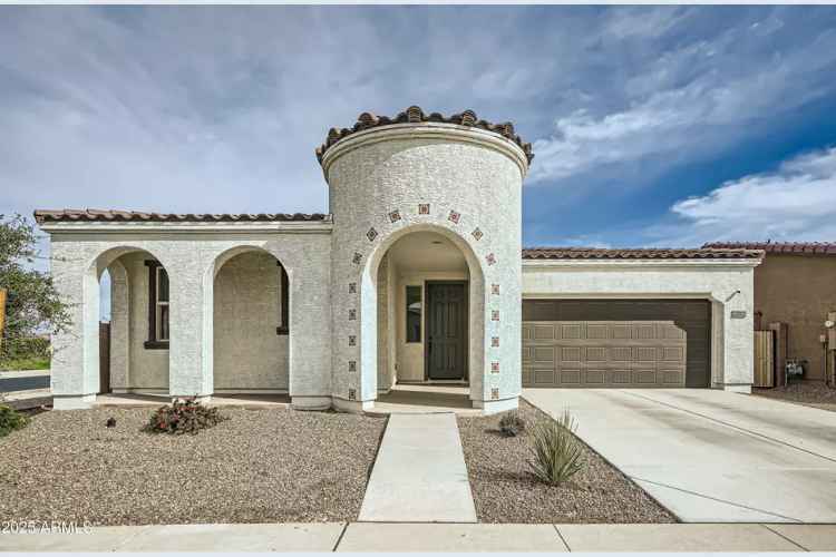 4 Bedroom 2 Bathroom Corner Lot Home with Artificial Turf Backyard