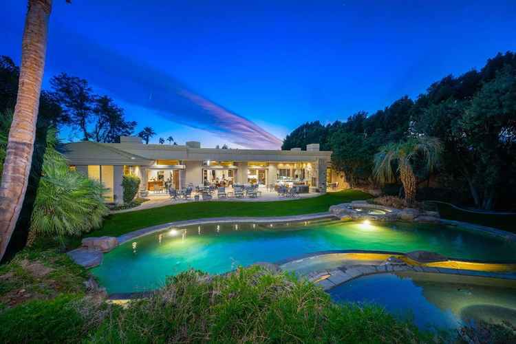 Custom Home 9605 Sq Ft 7 Beds 8 Baths Detached Casita 4 Car Garage