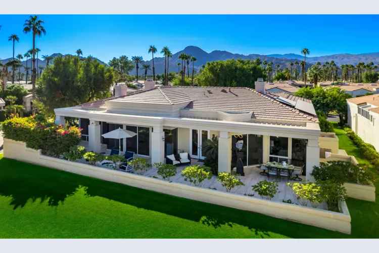 Desert Horizons Country Club Luxury Home - 4 Ensuite Bedrooms, Golf Course Views