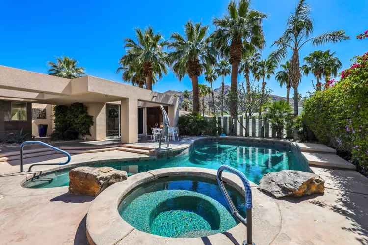 Modern Miniatrelli Home in Indian Wells Country Club