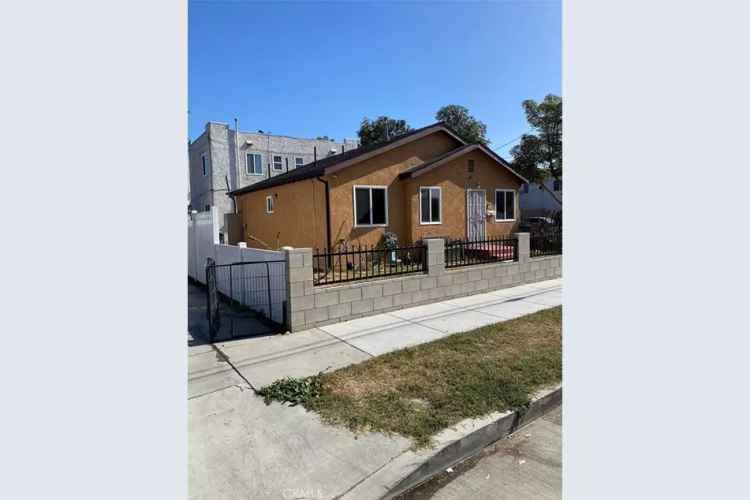 House For Sale , 1354, Orange Avenue, Long Beach, California
