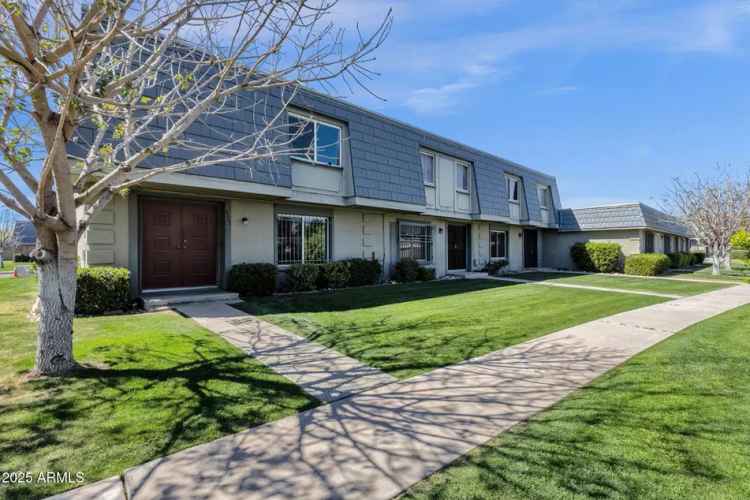 Charming 3-Bed, 2.5-Bath Home in Prime Phoenix Location
