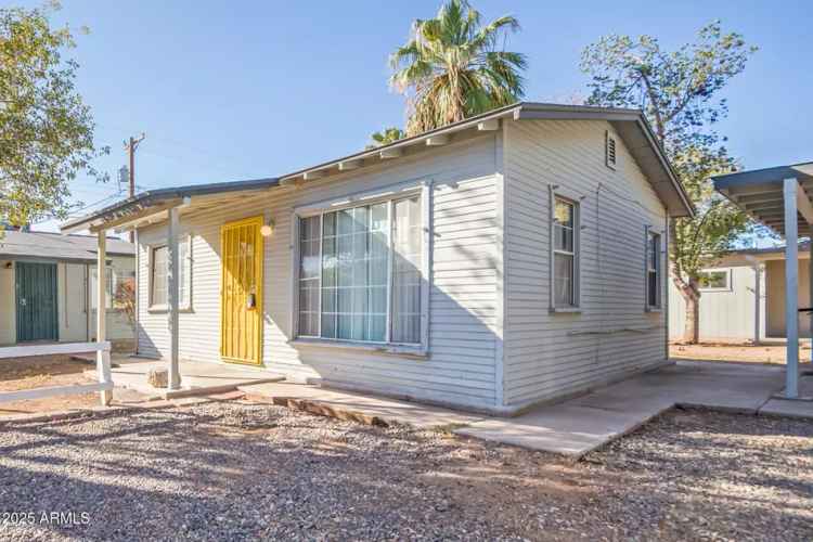 Triplex at 32nd Street and Thomas Road