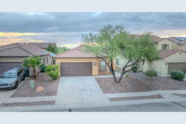 Rancho Sahuarita 3 Bed 2 Bath Home Near Trio Park