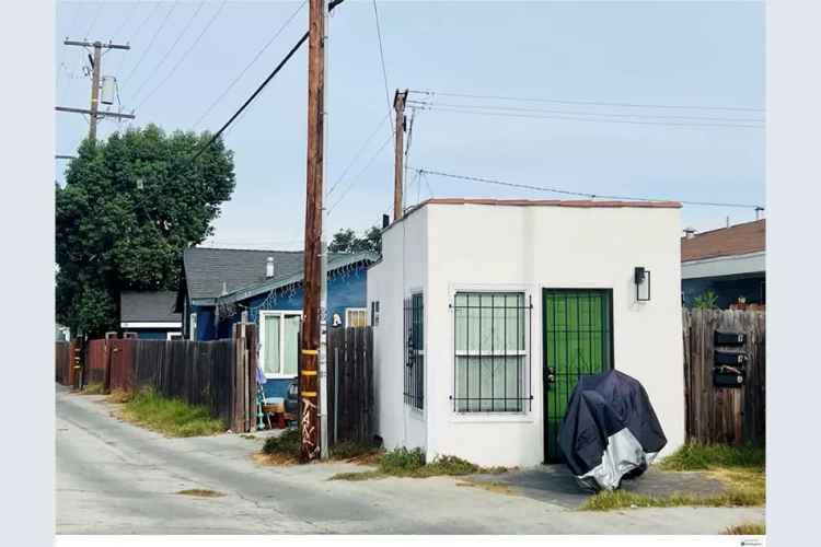 House For Sale , 17, East Ellis Street, Long Beach, California