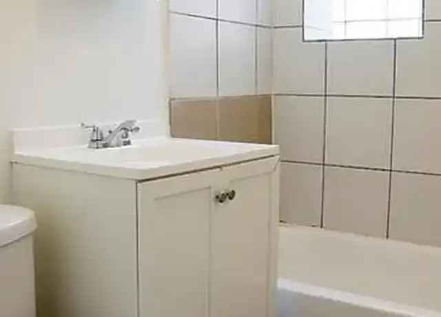 Apartment For Rent , 5101, West Monroe Street, Chicago, Illinois