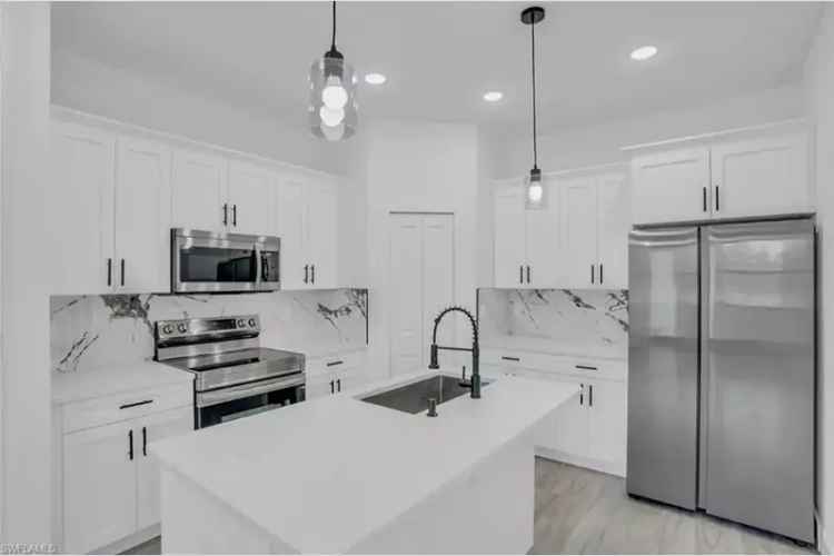 Modern Lehigh Acres Home 1513 sq ft