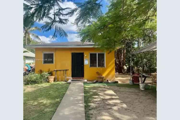 House For Sale , 7720, Northwest Miami Place, Miami, Florida