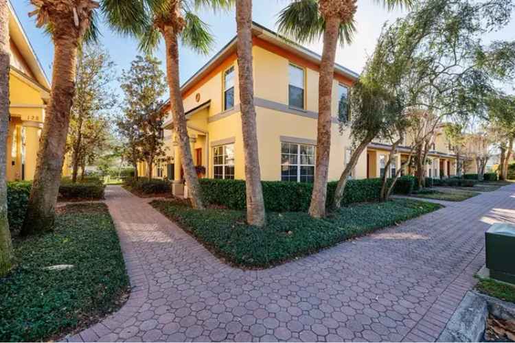 3 Bed 2.5 Bath Townhouse in Gated Community Near St Pete