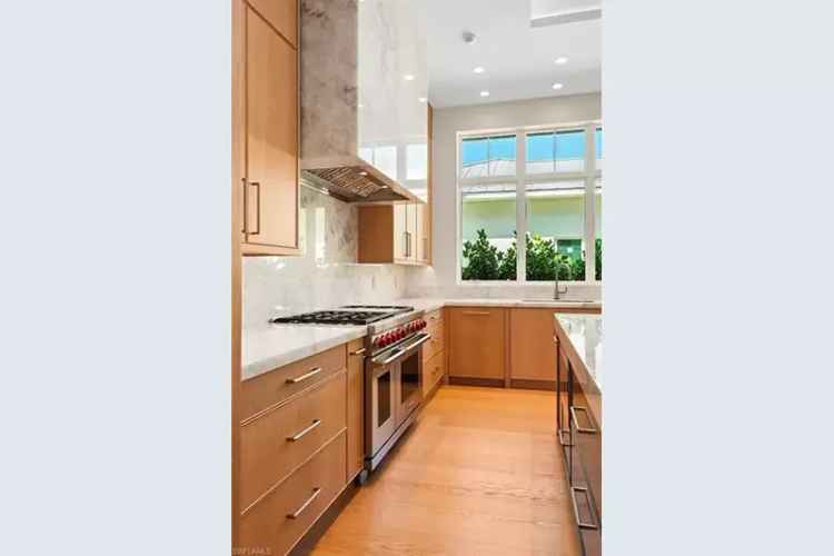 Luxury 5BR Old Naples Home with Pool and Spa