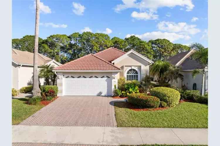 House For Sale , 906, Southwest Munjack Circle, Port Saint Lucie, Florida