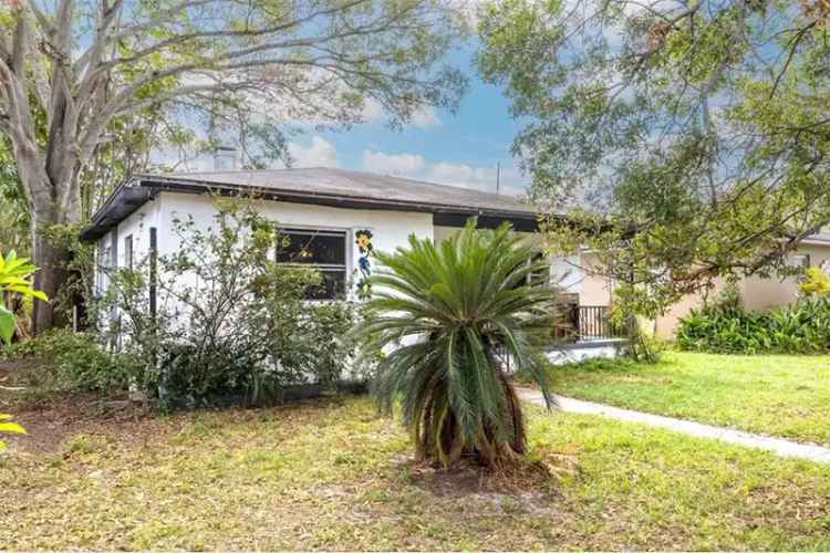 Charming 2-Bedroom Home in St Petersburg FL Great for Investors and First Time Home Buyers