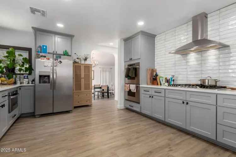 Remodeled Historic Bungalow near Phoenix Country Club