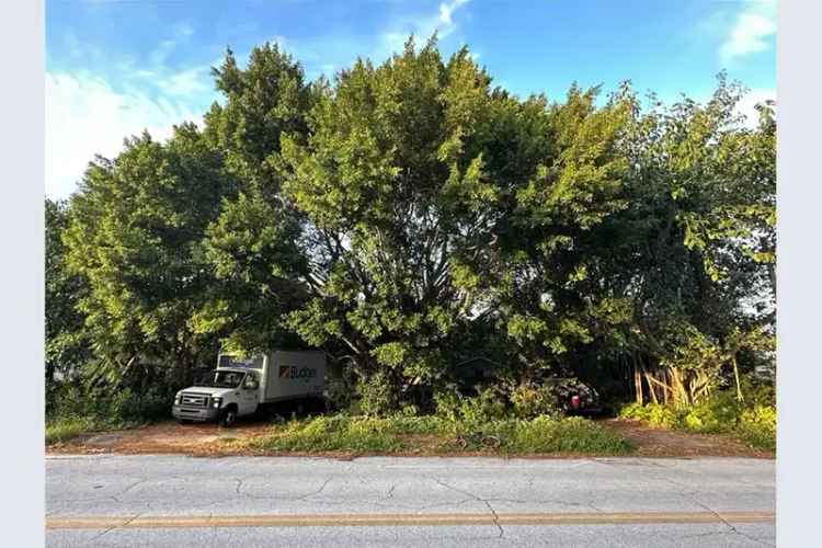 St Pete Heights Investment Opportunity Two Buildable Lots