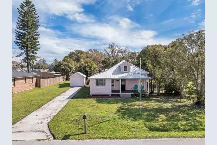 Historic 4-Bedroom Home Near Downtown St Cloud