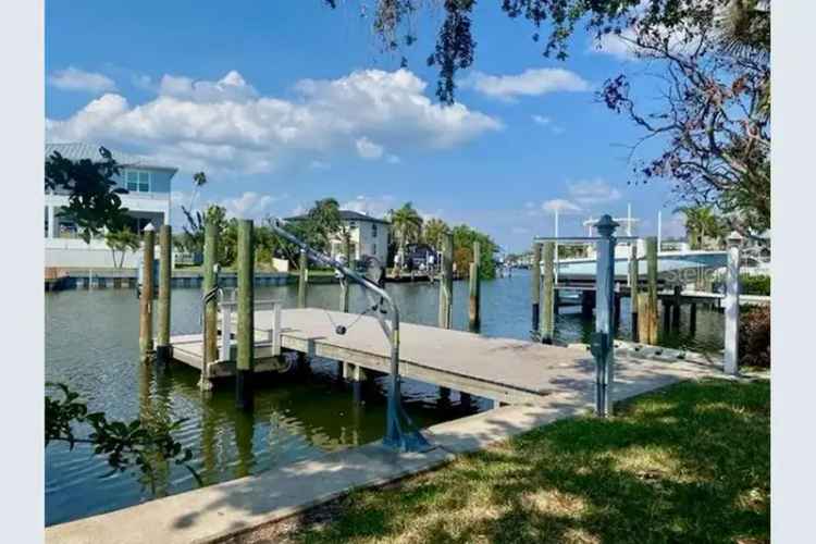 Waterfront Home with Dock - Ideal for Boaters