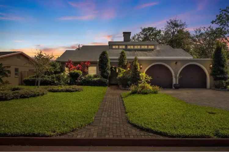 Luxury 3-Bedroom Home in St Petersburg's Pink Streets