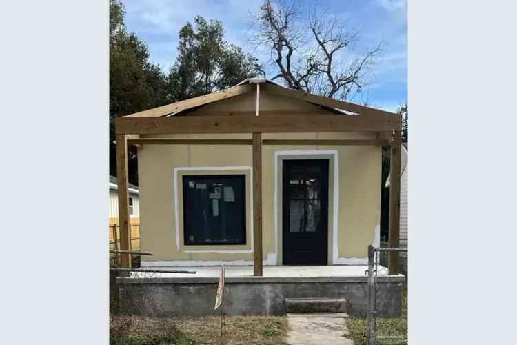 House For Sale , 1720, North Davis Highway, Pensacola, Florida