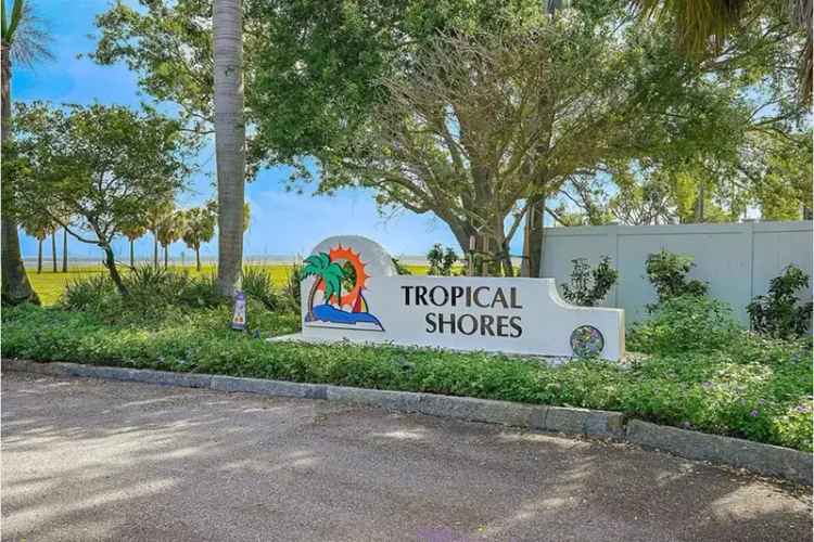 Tropical Shores Pool Home Solar Energy Efficient Updated