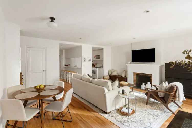 House For Sale , 320, West 104th Street, New York, New York