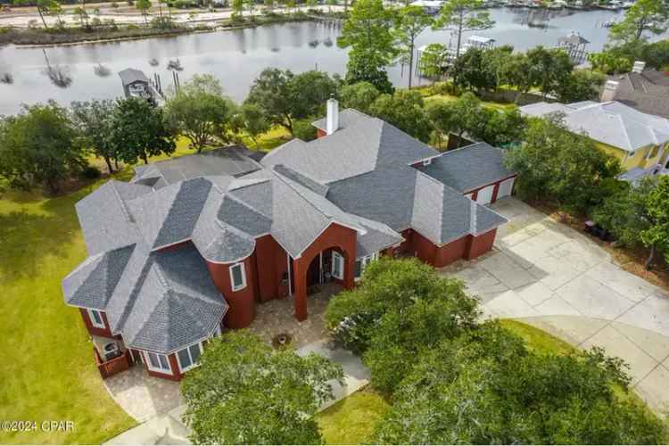 Grand Lagoon Waterfront Estate: 6BR 6.5BA Home