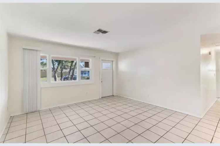 4 Bedroom 2 Bathroom Home Near Downtown St Petersburg
