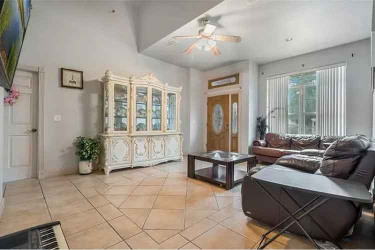 Income Generating Duplex Near Downtown Kissimmee