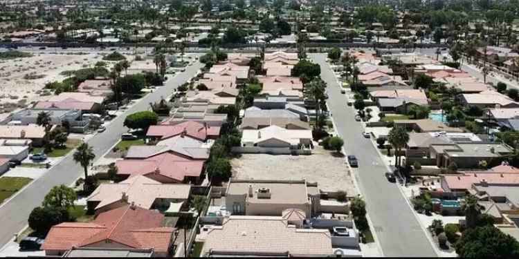 La Quinta Residential Lot