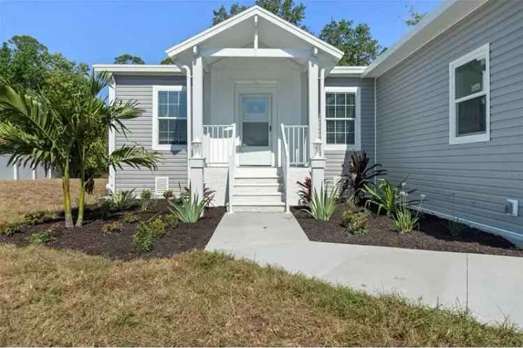 Custom Skyline Home Oversized Garage Premium Upgrades Canal Views No Flood Insurance