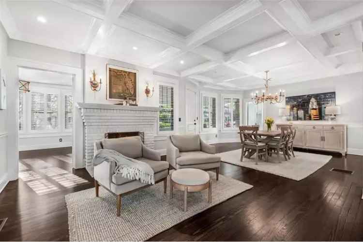 Historic Old Northeast Luxury Pool Home - 5 Beds, 4 Baths, Guest House