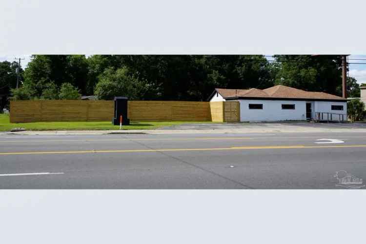 Commercial Multi Use Property Near Pensacola and Beaches