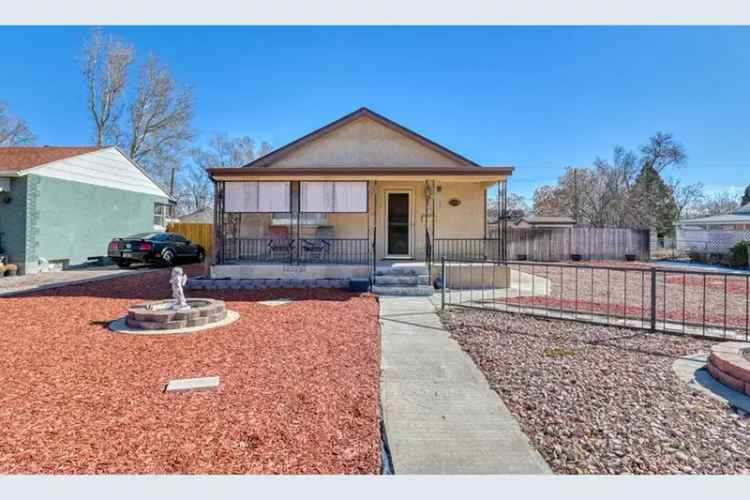 1929 Charming 3-Bed, 2-Bath House Near Colorado State Fair