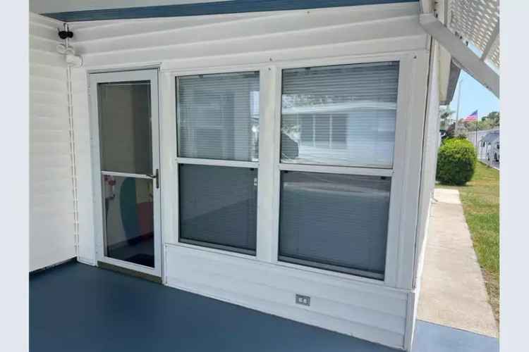 Mobile home For Sale , 210, Royal Palm Circle, Largo, Florida