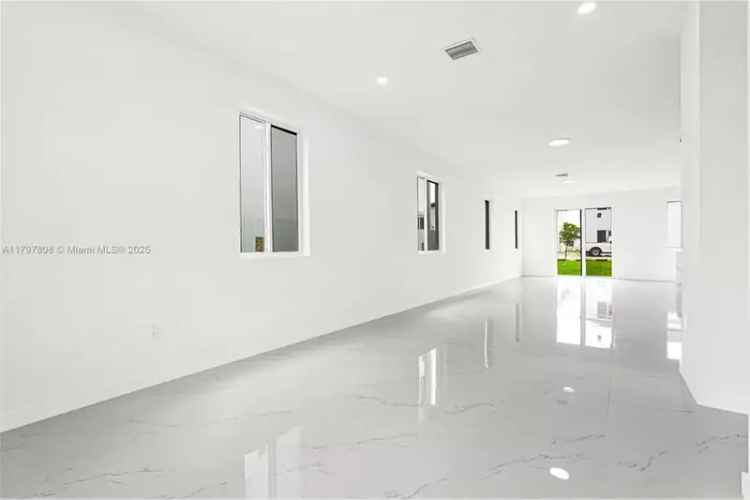 House For Sale , 22489, Southwest 125th Avenue, Goulds, Florida