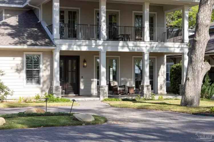 Emanuel Point Luxury Home - 3 Ensuite Bedrooms, Guest Apartment, Bay Views