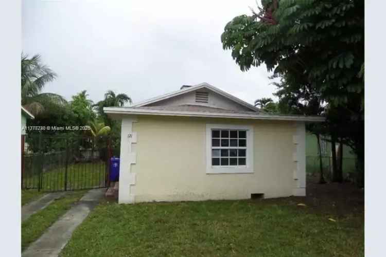 House For Sale , 121, Northwest 68th Street, Miami, Florida