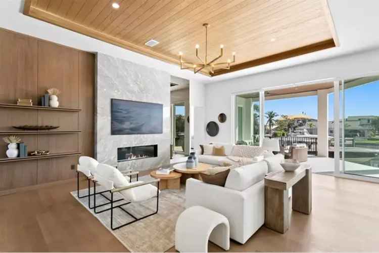 Luxury Waterfront Home in St Pete - 5315 sq ft, 4 Beds, 5.5 Baths