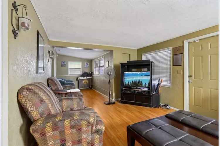 2-Bedroom Home Near Downtown St Petersburg - Updated HVAC and Roof