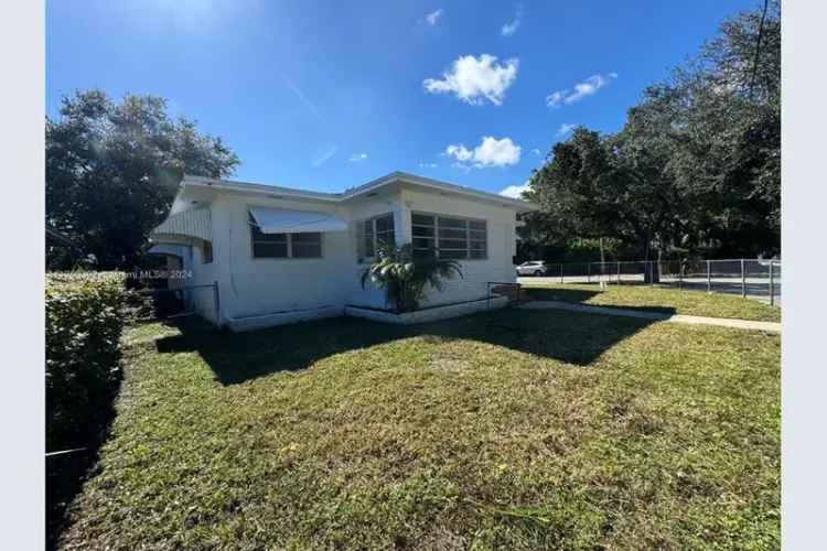 House For Sale , 890, Northwest 55th Street, Miami, Florida