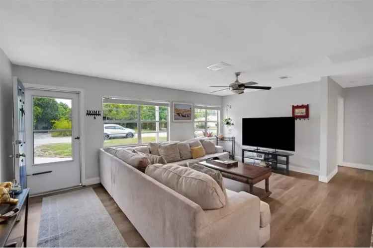 House For Sale , 7210, 14th Street North, Saint Petersburg, Florida