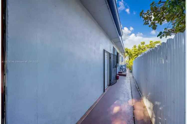 House For Sale , 31, Southwest 62nd Court, Miami, Florida