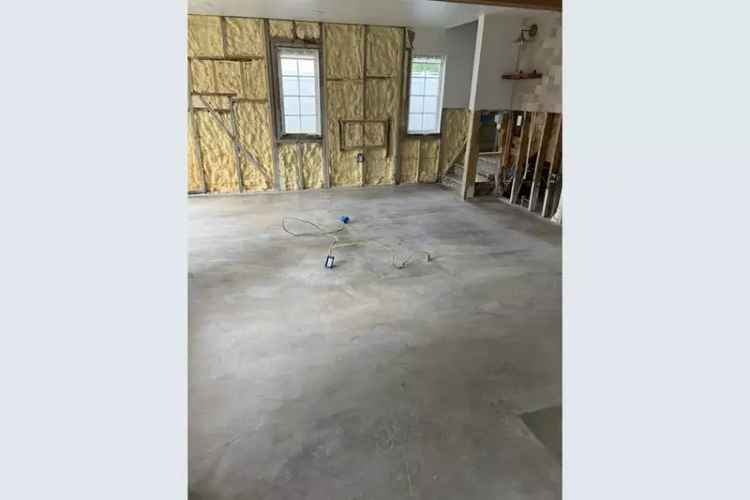 Short Sale 2 Bed 2 Bath Farmhouse Renovation Project