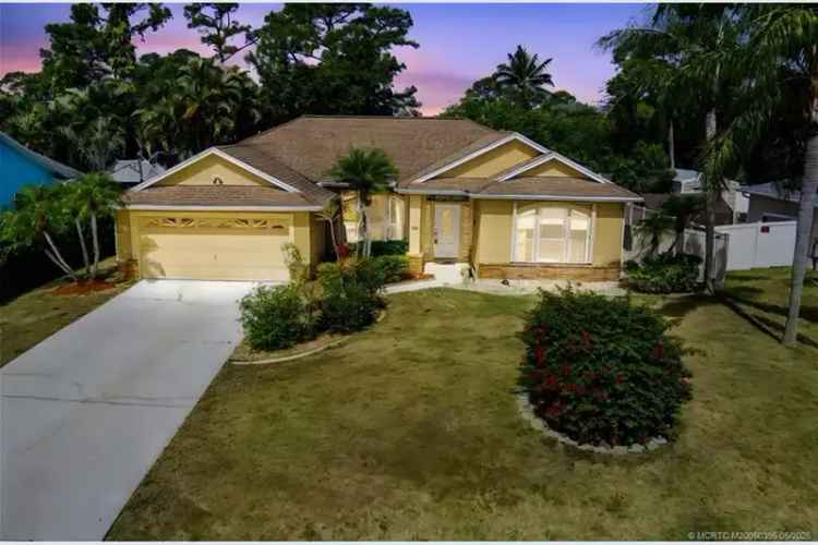 House For Sale , 109, Southeast Fallon Drive, Port Saint Lucie, Florida