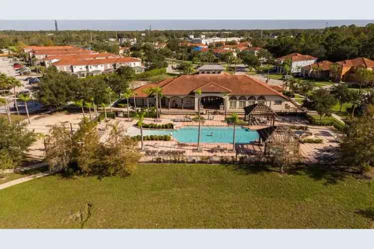 3-Bedroom Turnkey Townhome with Private Pool in Bella Vida Resort