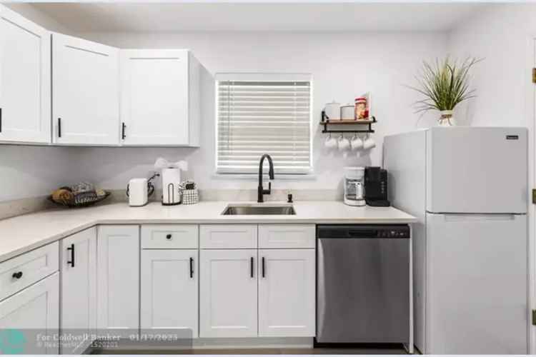 House For Sale , 4951, Bayshore Drive, East Naples, Florida