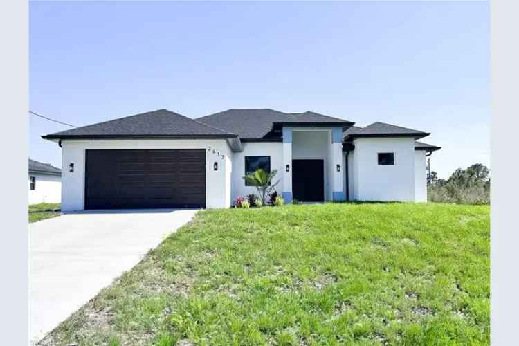 New 3 Bed 2 Bath Home in Lehigh Acres