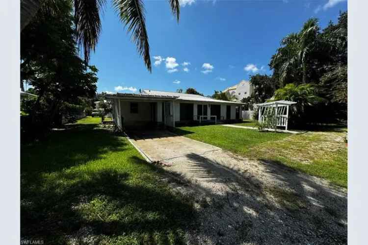 House For Sale , 162, 11th Avenue South, Naples, Florida
