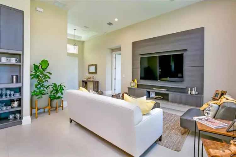 House For Sale , 1755, Southwest Bellevue Avenue, Port Saint Lucie, Florida