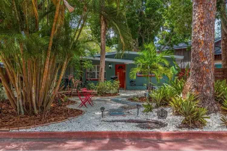 Stunning Updated 2-Bed 2-Bath Home with Hot Tub and Tropical Landscaping