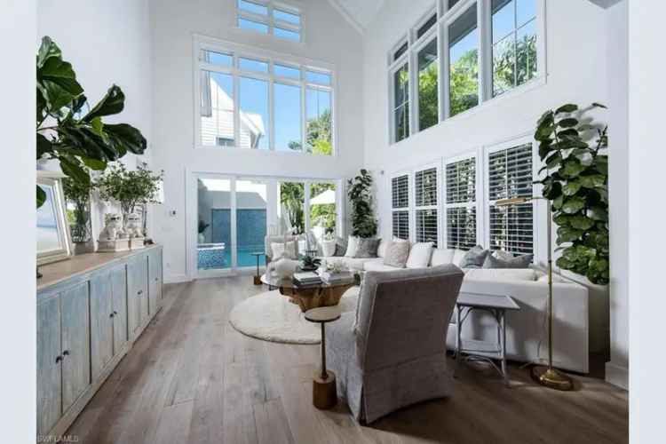 House For Sale , 541, 4th Avenue South, Naples, Florida
